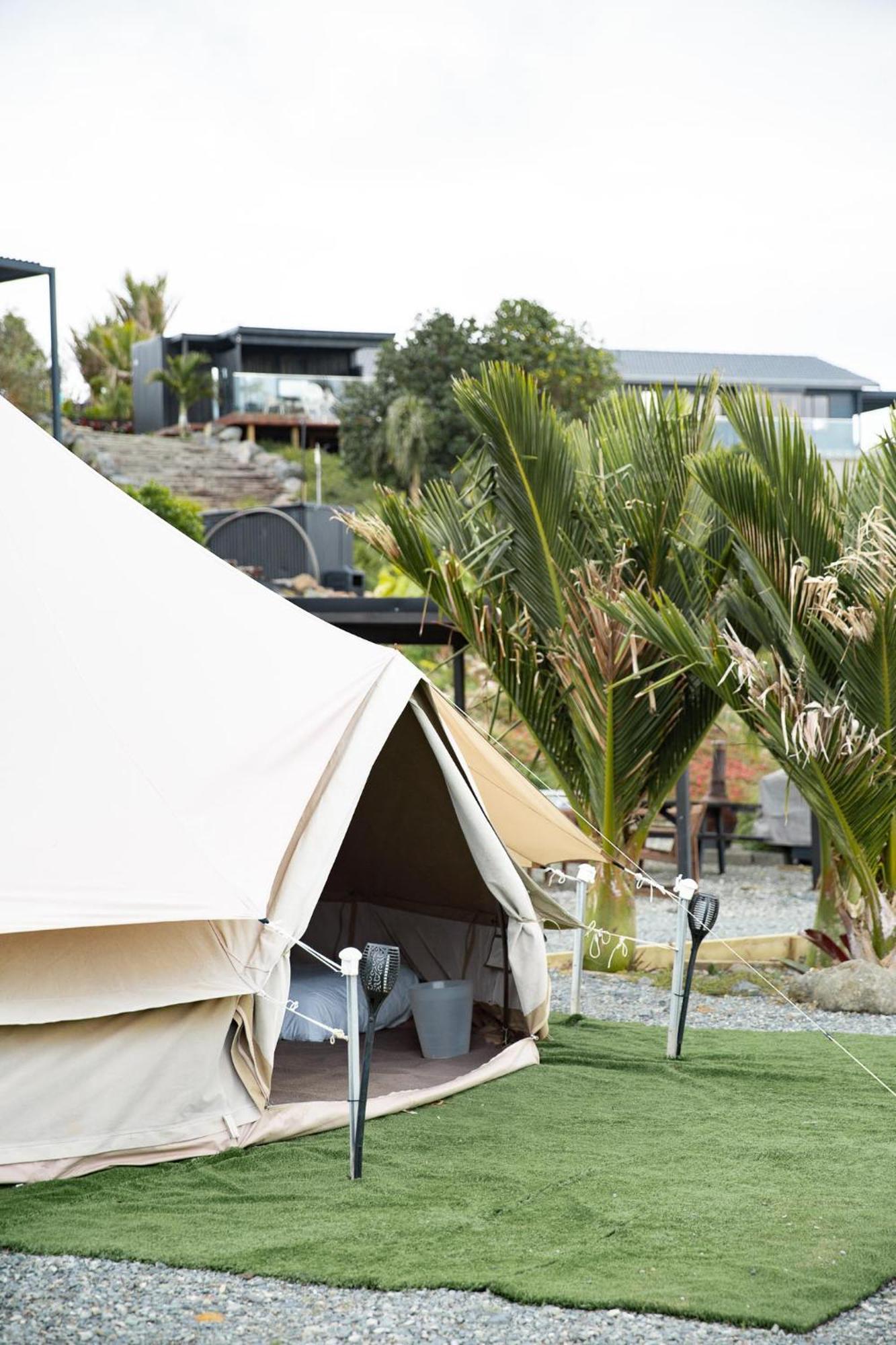 Aotearoa Surf Eco Pods Hotel Te Arai Ngoại thất bức ảnh