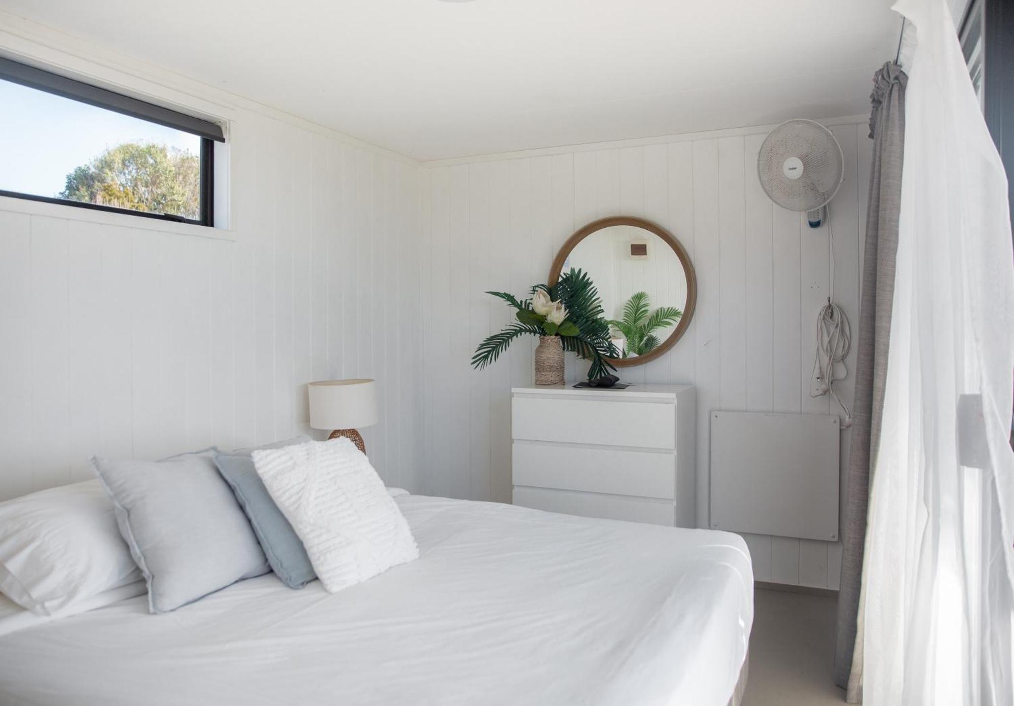 Aotearoa Surf Eco Pods Hotel Te Arai Ngoại thất bức ảnh