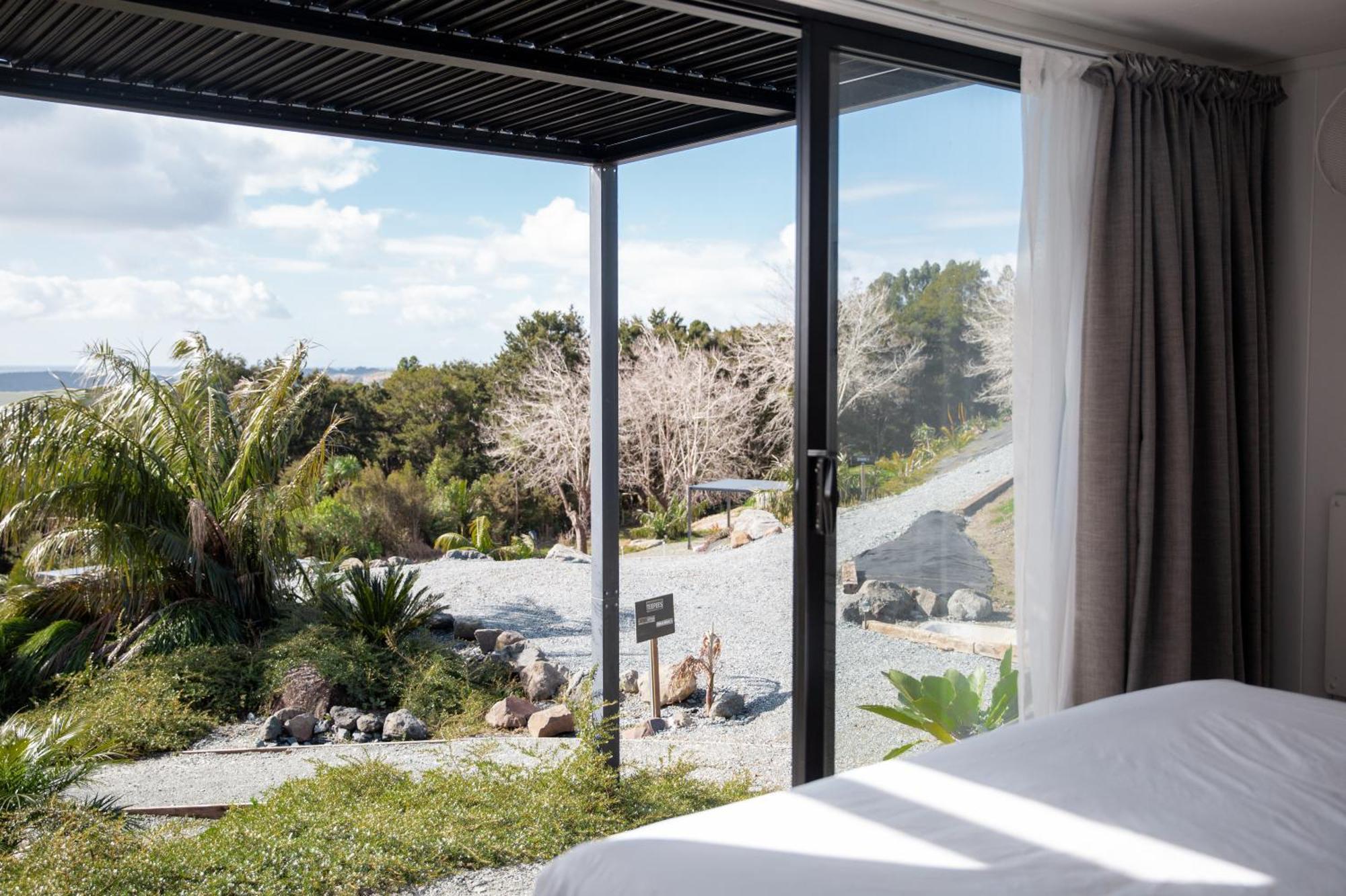 Aotearoa Surf Eco Pods Hotel Te Arai Ngoại thất bức ảnh