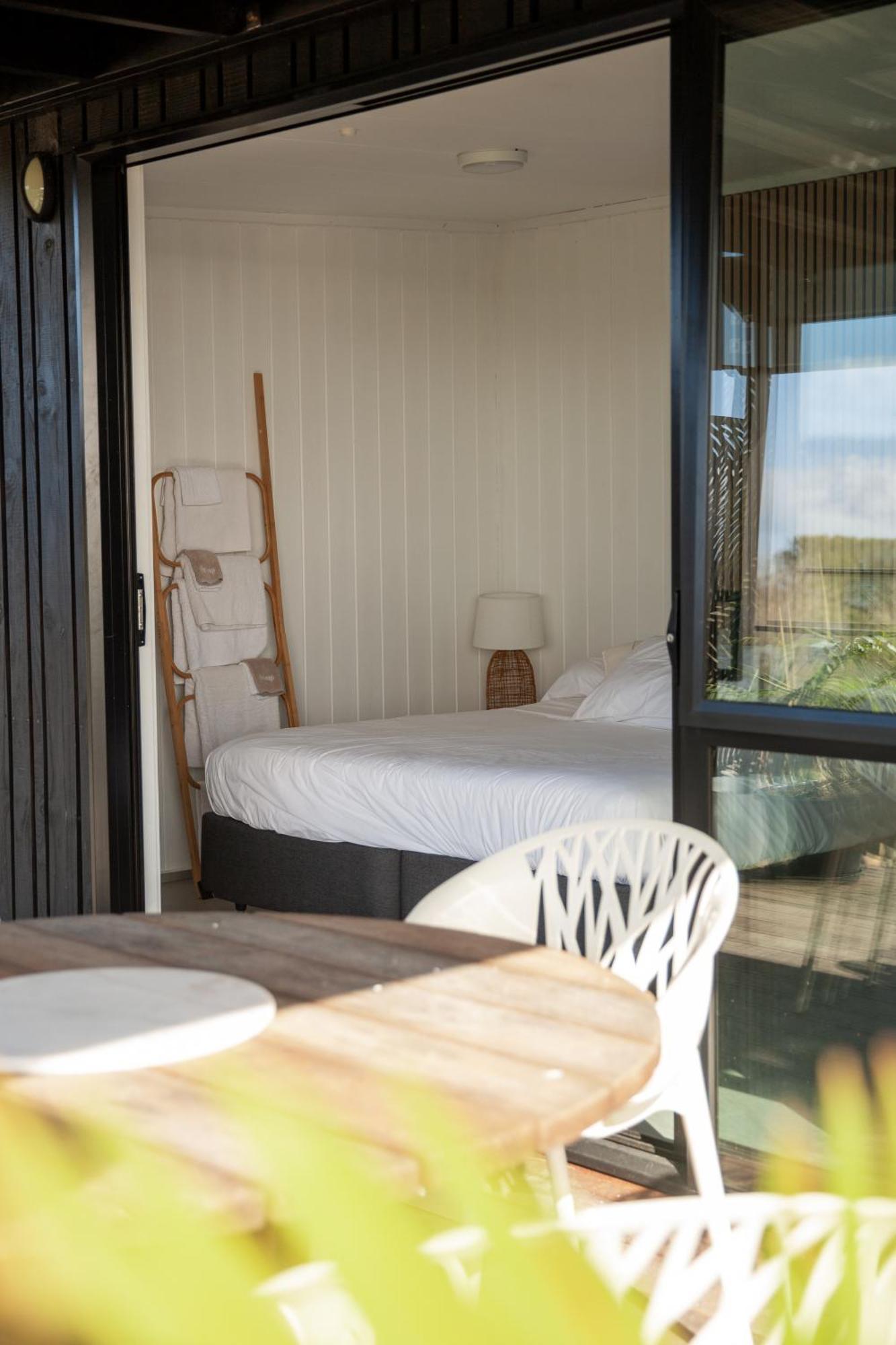 Aotearoa Surf Eco Pods Hotel Te Arai Ngoại thất bức ảnh