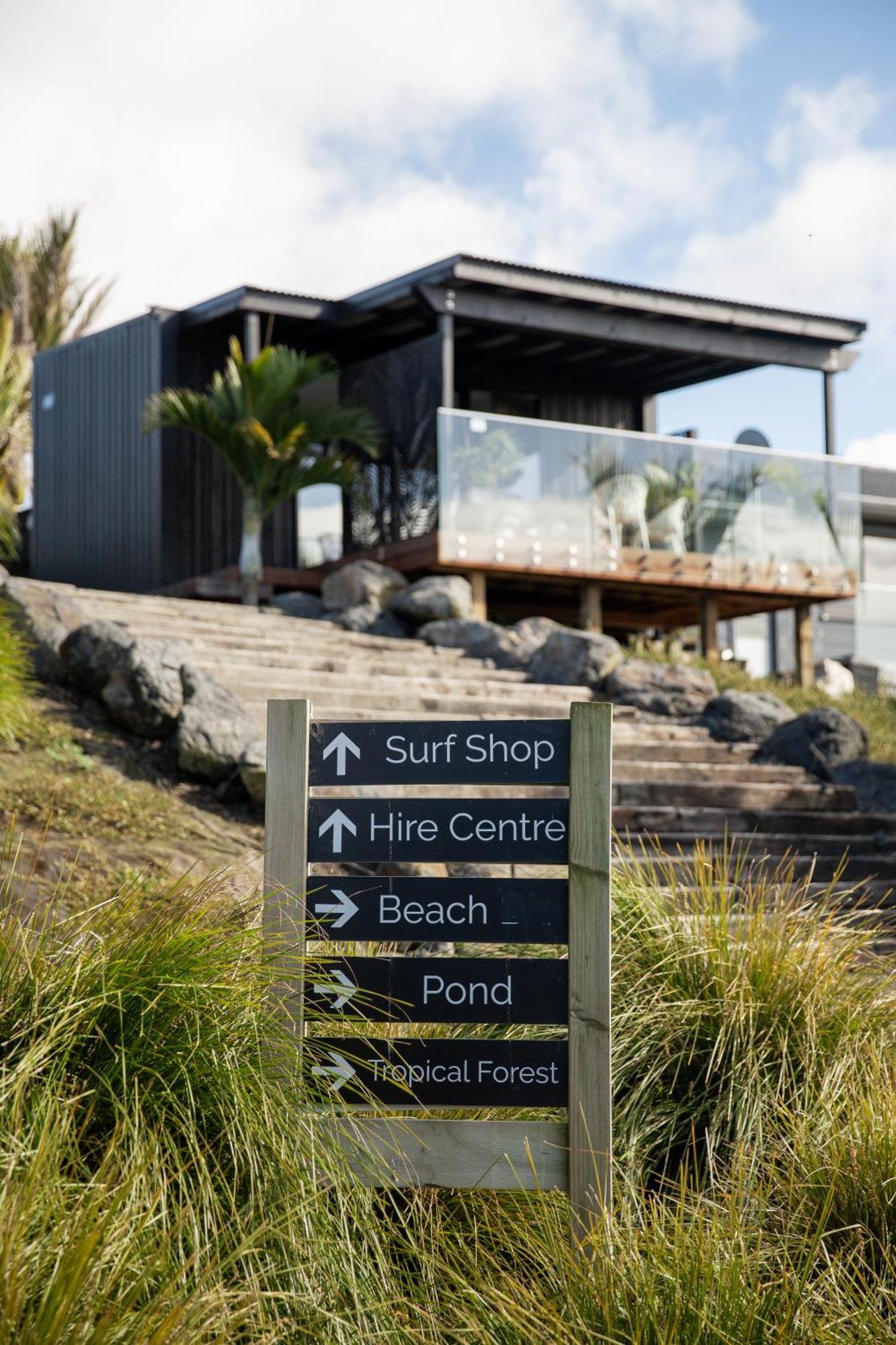 Aotearoa Surf Eco Pods Hotel Te Arai Ngoại thất bức ảnh