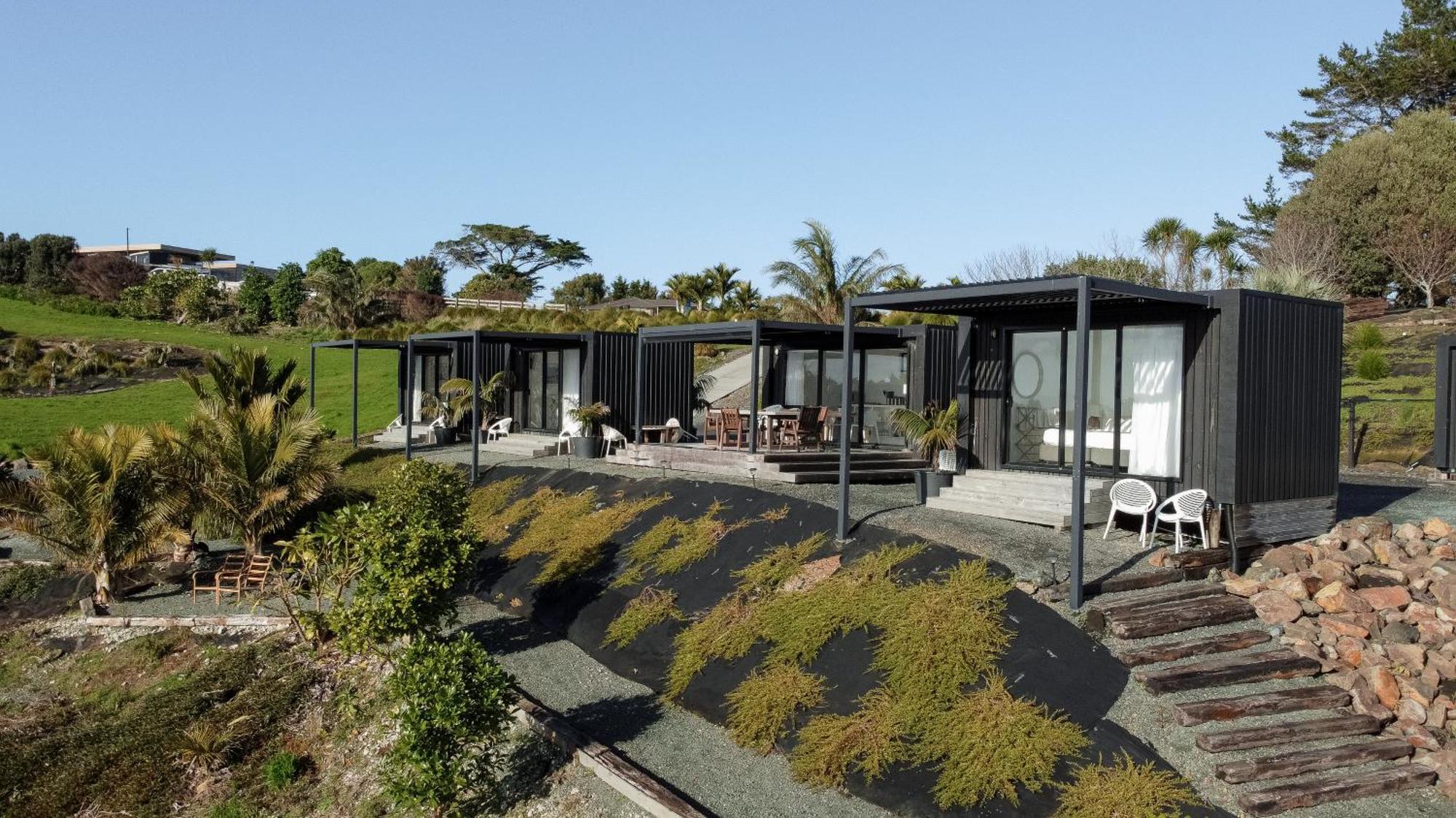 Aotearoa Surf Eco Pods Hotel Te Arai Ngoại thất bức ảnh